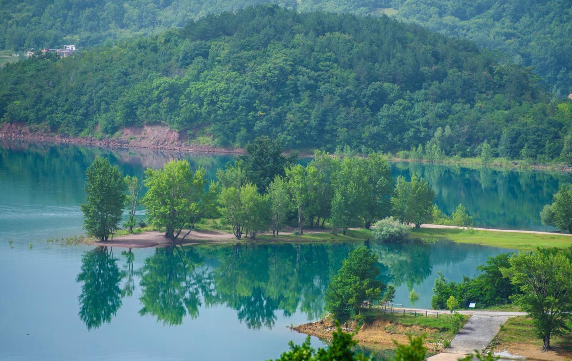 Apartments Cvitini Dvori Garjak Vrlika Dış mekan fotoğraf