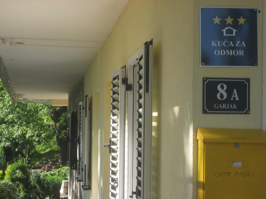 Apartments Cvitini Dvori Garjak Vrlika Dış mekan fotoğraf