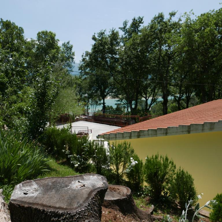 Apartments Cvitini Dvori Garjak Vrlika Dış mekan fotoğraf